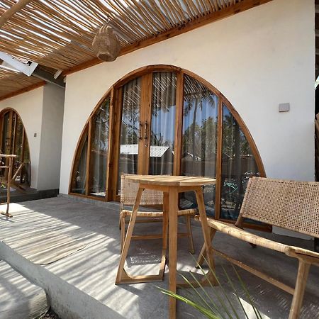 Rumah Canaria Bungalow Гілі-Траванган Екстер'єр фото